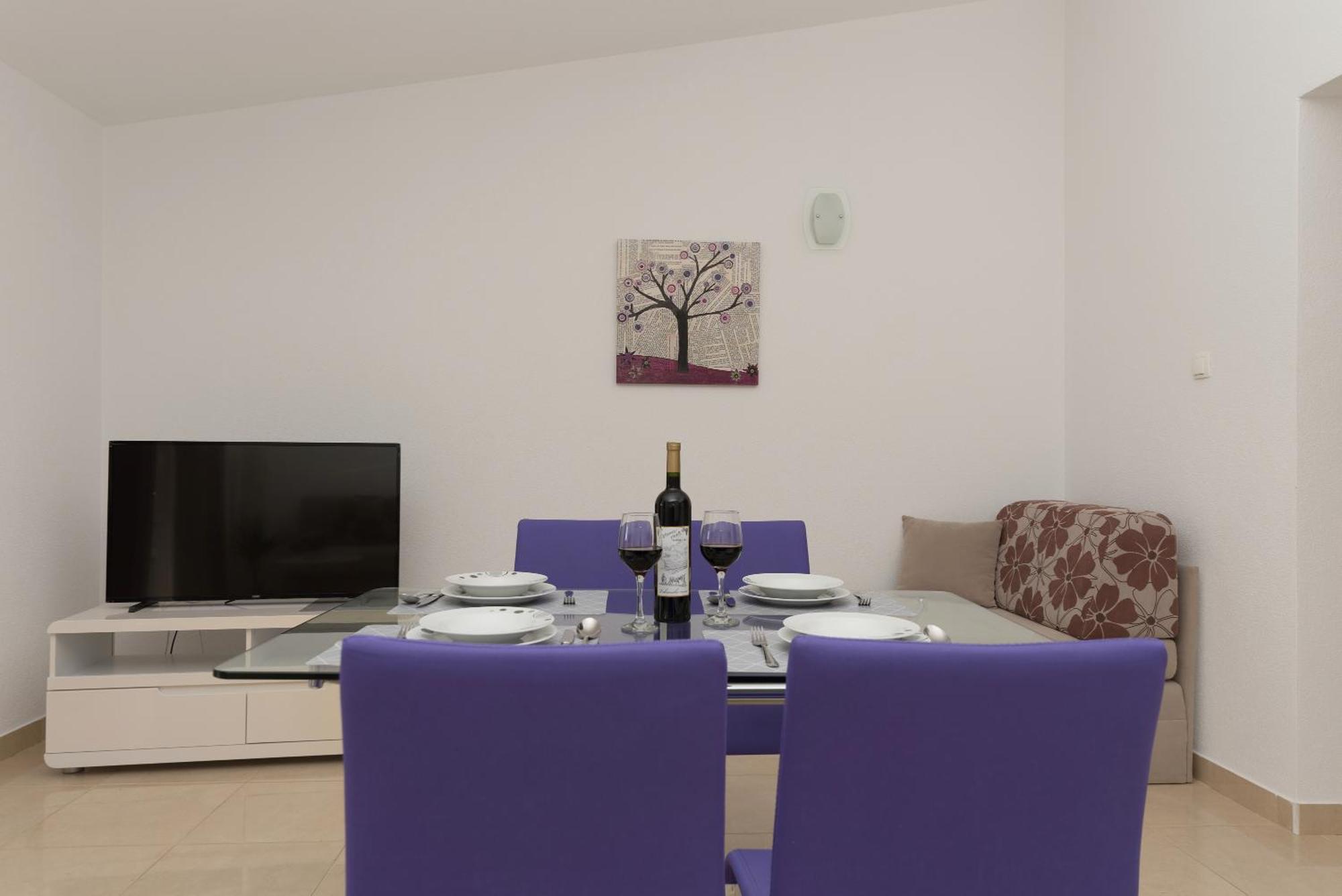 Apartments Nina M Baska Voda Exterior photo